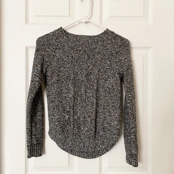 Knit sweater - Picture 1 of 2